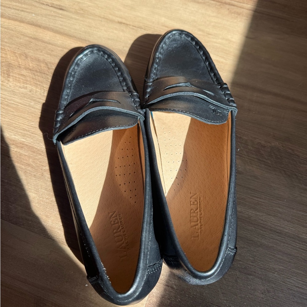 Ralph Lauren Black Wynnie Leather Penny Loafers - Picture 2 of 3